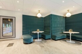 DoubleTree by Hilton Hotel Austin - University Area