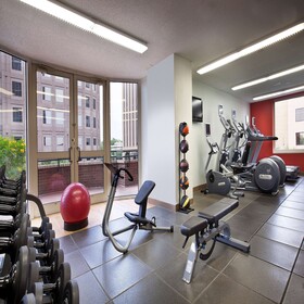 DoubleTree Suites by Hilton Austin Downtown Capitol