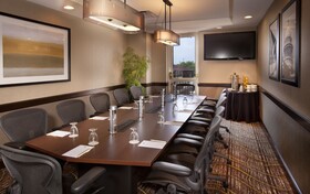 DoubleTree Suites by Hilton Austin Downtown Capitol