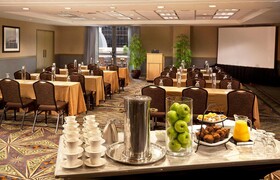 DoubleTree Suites by Hilton Austin Downtown Capitol