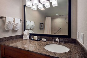 Embassy Suites by Hilton Austin Central