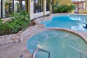 Embassy Suites by Hilton Austin Central
