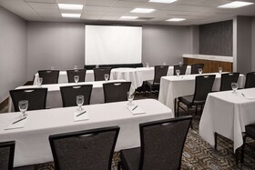 Embassy Suites by Hilton Austin Central
