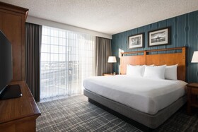 Embassy Suites by Hilton Austin Central