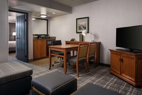 Embassy Suites by Hilton Austin Central