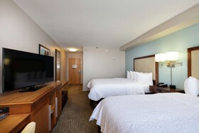 Hampton Inn & Suites Austin-Airport