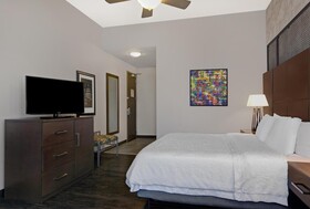 Hampton Inn Suites Austin University