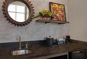 Hampton Inn Suites Austin University