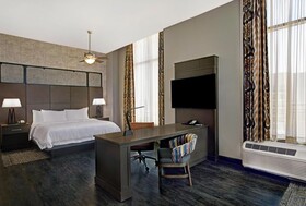 Hampton Inn Suites Austin University