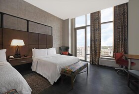 Hampton Inn Suites Austin University