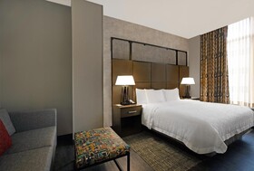 Hampton Inn Suites Austin University