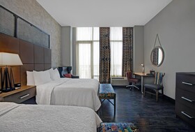 Hampton Inn Suites Austin University