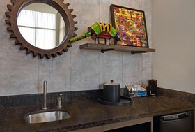 Hampton Inn Suites Austin University