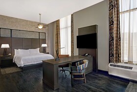 Hampton Inn Suites Austin University