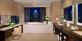 Hilton Austin