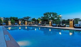 Holiday Inn Austin Airport