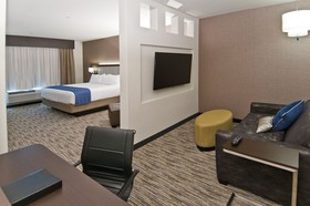 Holiday Inn Austin Airport
