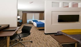 Holiday Inn Austin Airport