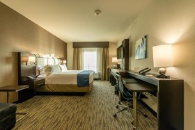 Holiday Inn Austin Airport