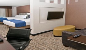 Holiday Inn Austin Airport