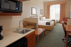 Holiday Inn Express & Suites Austin-(Nw) Hwy 620 & 183