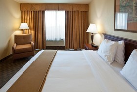 Holiday Inn Express Hotel & Suites Austin Sunset Valley