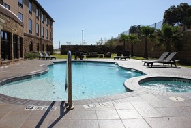 Holiday Inn Express & Suites Austin NW - Lakeway