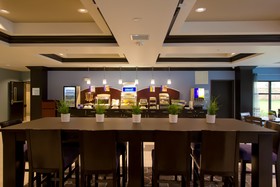 Holiday Inn Express & Suites Austin NW - Lakeway