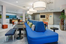 Home2 Suites by Hilton Austin Airport