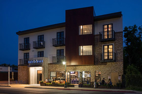 Hotel Eleven