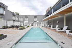 Hotel Ella