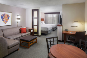 Hyatt Place Austin Arboreteum