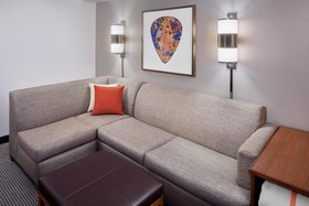 Hyatt Place Austin Arboreteum