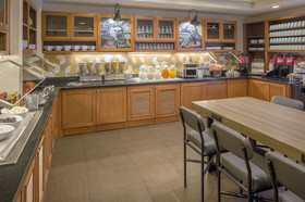 Hyatt Place Austin Arboreteum