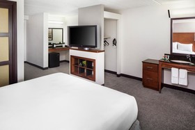 Hyatt Place Austin Arboreteum