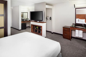 Hyatt Place Austin Arboreteum