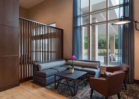 Hyatt Place Austin / Lake Travis / Four Points