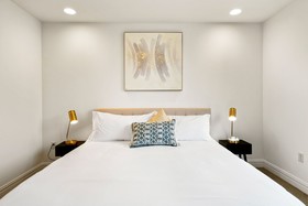 Kasa Austin Lady Bird Lake Apartments