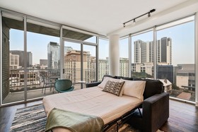 Kasa Austin Lady Bird Lake Apartments
