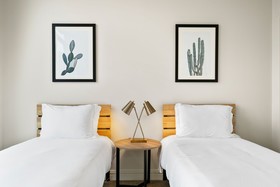 Kasa Austin Lady Bird Lake Apartments