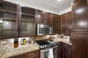 Kasa Austin Lady Bird Lake Apartments