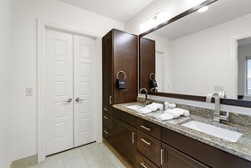 Kasa Austin Lady Bird Lake Apartments