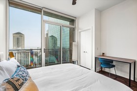 Kasa Austin Lady Bird Lake Apartments