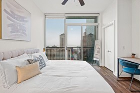 Kasa Austin Lady Bird Lake Apartments