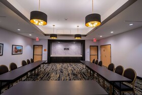 La Quinta Inn & Suites by Wyndham Austin Parmer/Tech Ridge