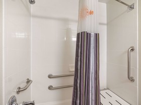 La Quinta Inn & Suites by Wyndham Austin Round Rock