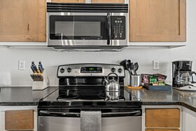 Littlefield Lofts, Hosted by Placemakr