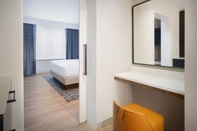 Marriott Austin Airport South