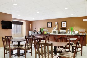 Microtel Inn and Suites by Wyndham Austin Airport