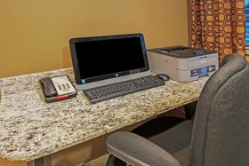 Microtel Inn and Suites by Wyndham Austin Airport